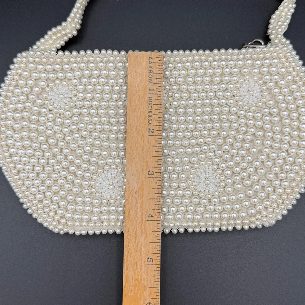 Elegant Pearl-Embellished Cream Handbag - Picture 6 of 11